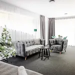 Malino & Residences - 루좀베로크