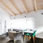 Malino & Residences - * 루좀베로크