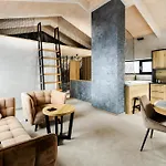 샬레 Malino & Residences - *